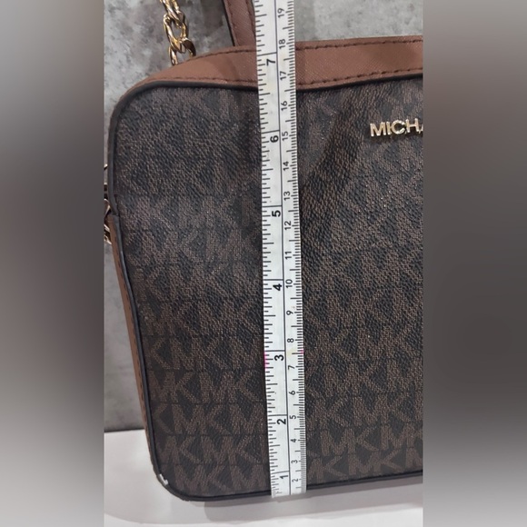 Michael Kors Brown Jet Set Large Printed Logo Crossbody Bag - Picture 5 of 16